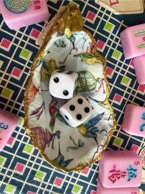 Mah Jong Dice Holder